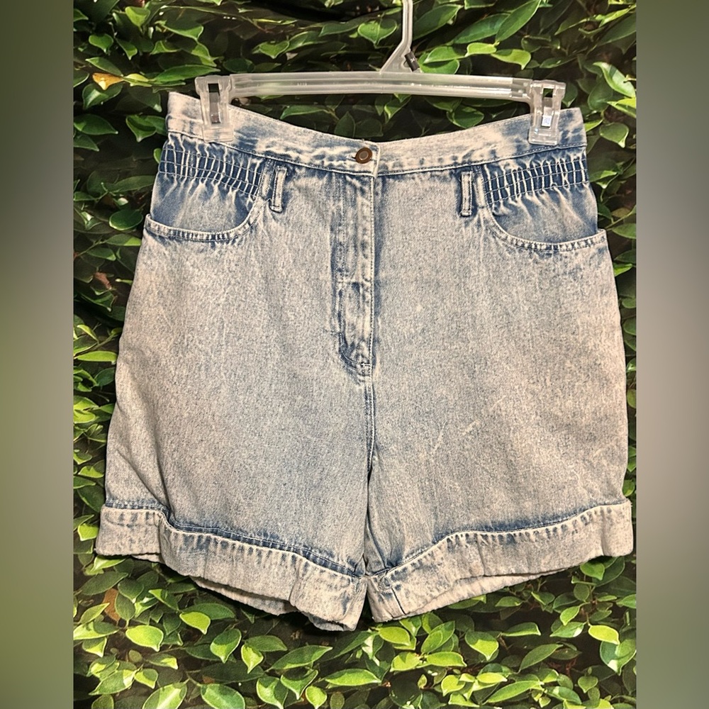 Vintage Pinot Noir 1980s Jean Shorts Junior Large